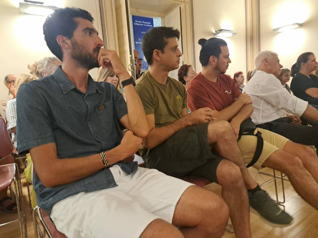 Ποιητική και μουσική βραδιά στο Αίγιο ΒΙΝΤΕΟ-ΦΩΤΟ 6 Ποιητική και μουσική βραδιά στο Αίγιο ΒΙΝΤΕΟ-ΦΩΤΟ