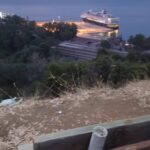 Αίγιο: Με θέα...τα σκουπίδια το μοναδικό «μπαλκόνι του Κορινθιακού» ΦΩΤΟ