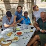Αποσυμπίεση με τσικουδιά και μεζέδες στο Σούβαρδο ΦΩΤΟ