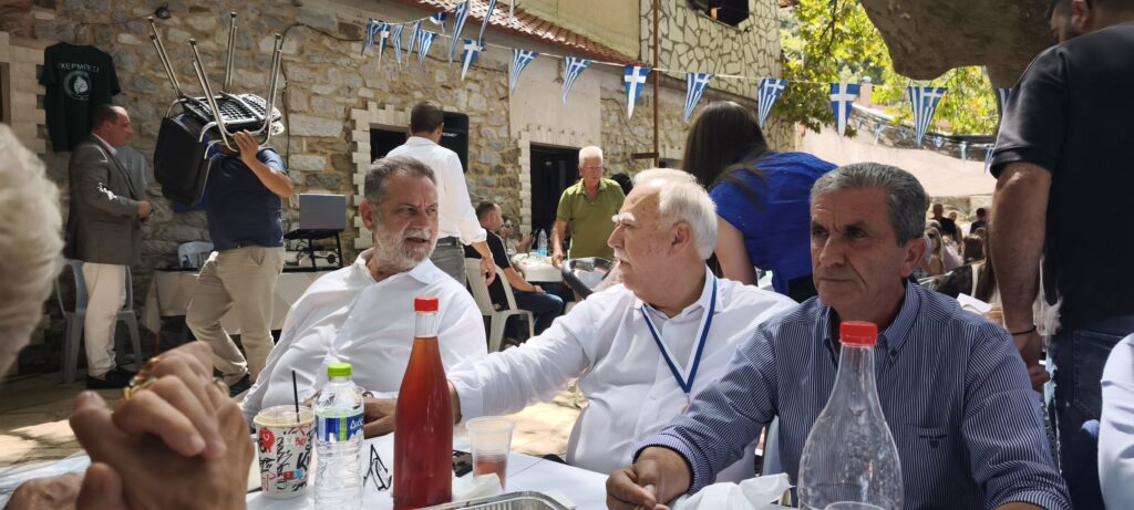 Διήμερο με παράδοση και ανθρώπινες συναντήσεις στην Αχαΐα για τον Ανδρέα Παναγιωτόπουλο ΦΩΤΟ 21 Διήμερο με παράδοση και ανθρώπινες συναντήσεις στην Αχαΐα για τον Ανδρέα Παναγιωτόπουλο ΦΩΤΟ