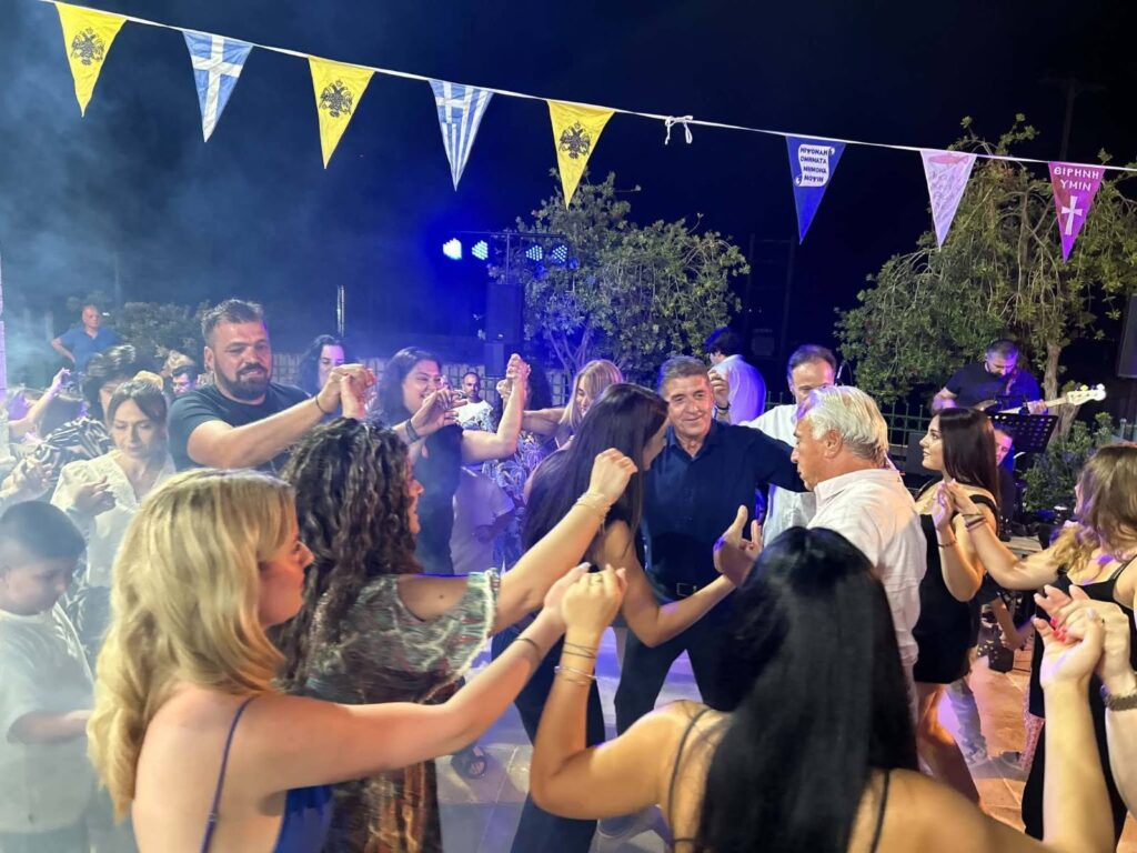 Η ετήσια εκδήλωση του Συλλόγου Πετροχωρίου ΦΩΤΟ