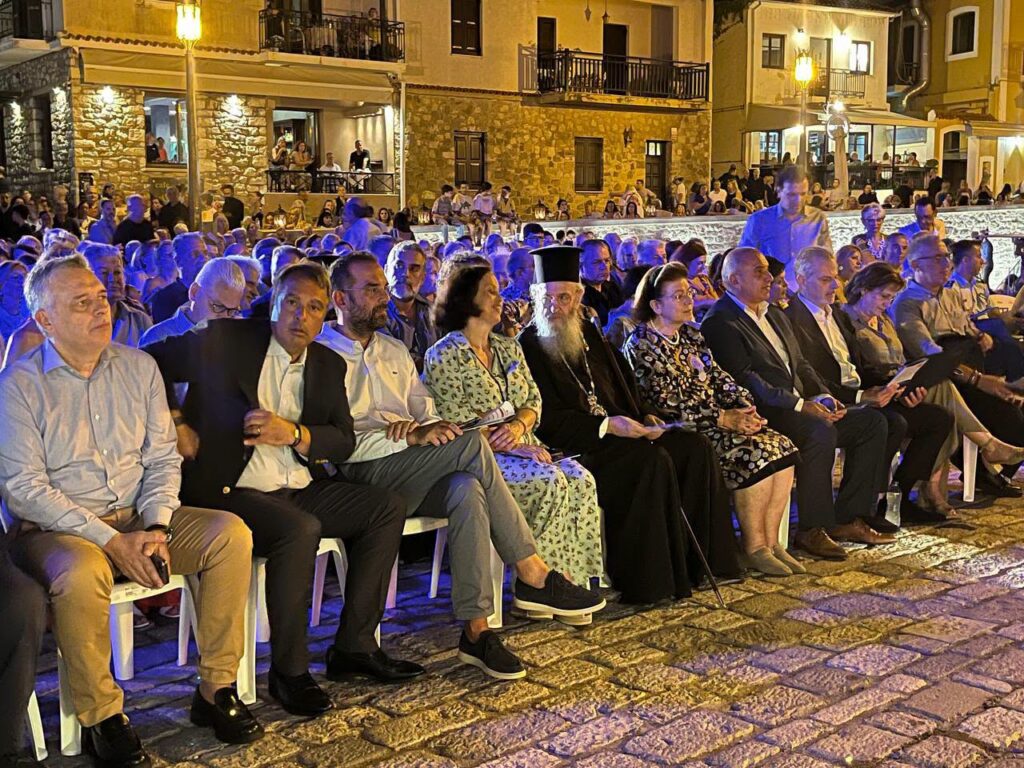 Η Εθνική Συμφωνική Ορχήστρα της ΕΡΤ χθες στη Ναύπακτο με Μενδώνη ΦΩΤΟ 8 Η Εθνική Συμφωνική Ορχήστρα της ΕΡΤ χθες στη Ναύπακτο με Μενδώνη ΦΩΤΟ