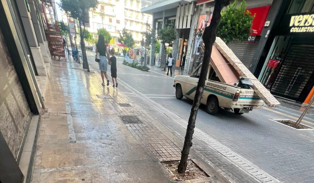 Δύο κεντρικές πλατείες στην Πάτρα: Πλατεία Γεωργίου και Πλατεία Όλ…