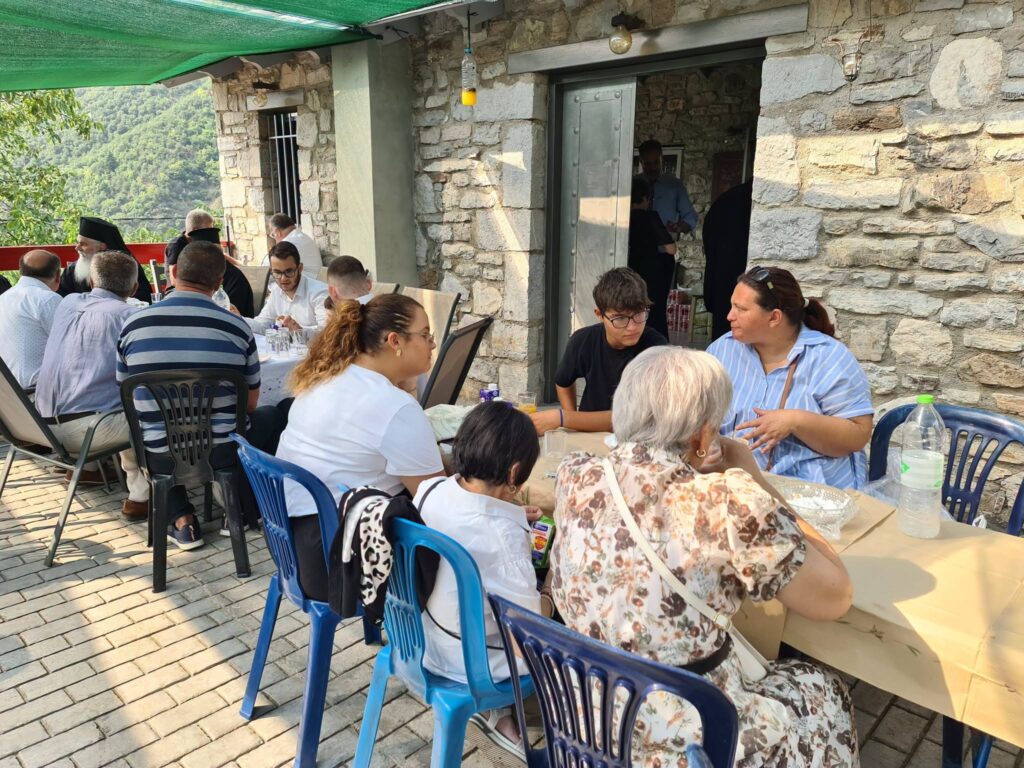 Εορταστικές ευχές από το Λειβάρτζι στο «Καλλιόπης Φίλεμα»