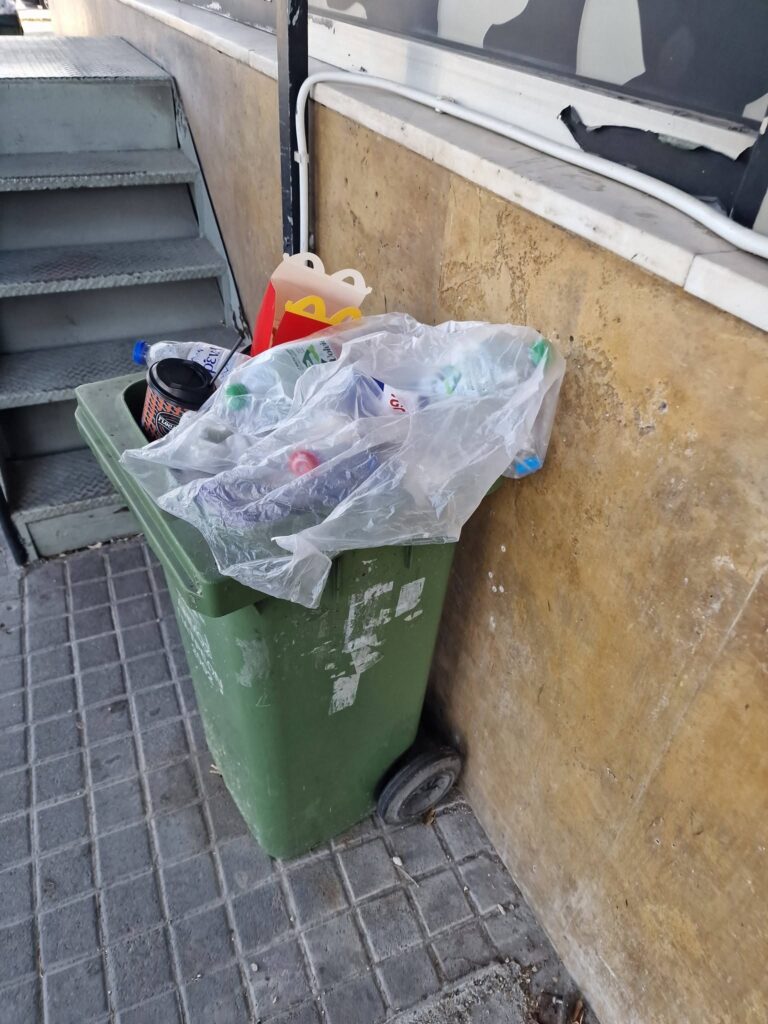 Πάτρα: Αυτά τα χάλια είδαν κατά την άφιξή τους οι τουρίστες του Κρουαζιερόπλοιου ΦΩΤΟ