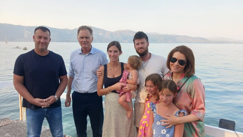 Αιγιάλεια: Επίσκεψη του ευρωβουλευτή Νίκου Παπανδρέου σε πυρόπληκτες περιοχές και Αρχαία Ελίκη ΦΩΤΟ