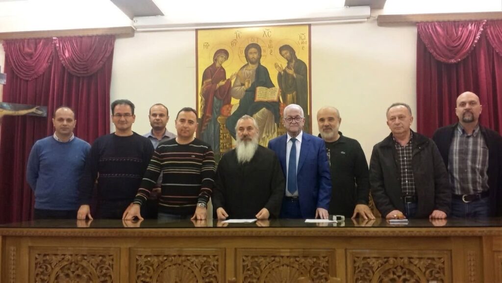 Κάτω Αχαΐα: «Υμνοι» για τον ευεργέτη της πόλης Πέτρο Σπυρόπουλο που κηδεύτηκε σήμερα ΦΩΤΟ 6 Κάτω Αχαΐα: «Υμνοι» για τον ευεργέτη της πόλης Πέτρο Σπυρόπουλο που κηδεύτηκε σήμερα ΦΩΤΟ