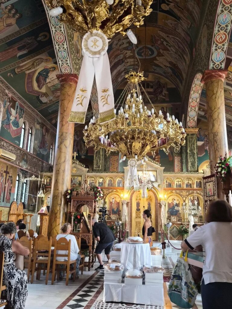 Μετά πάσης λαμπρότητας ο εορτασμός του Αγίου Φανουρίου στη Γούβα 7 Μετά πάσης λαμπρότητας ο εορτασμός του Αγίου Φανουρίου στη Γούβα