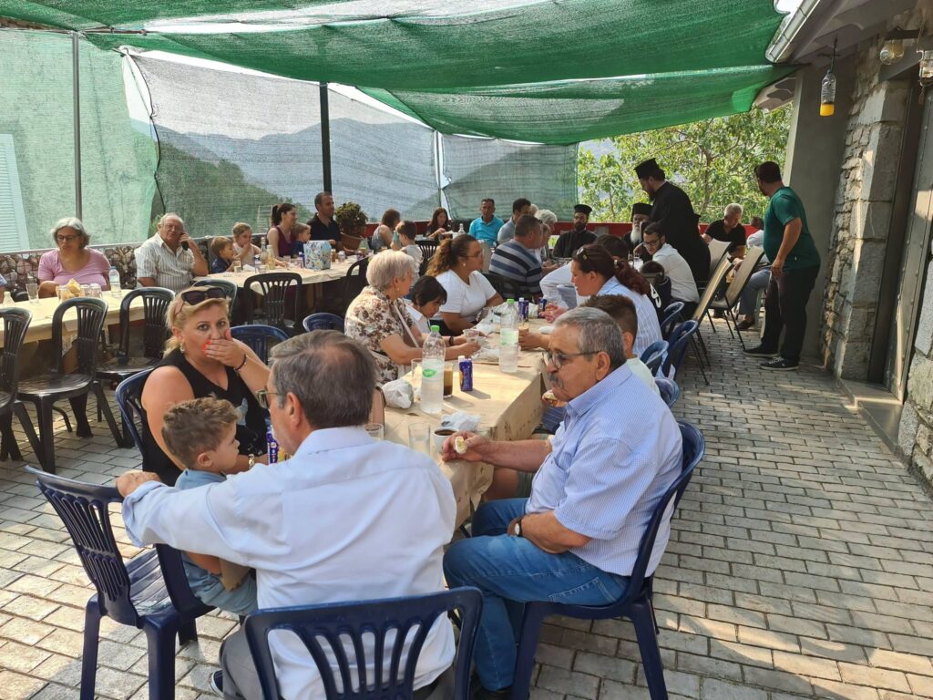 Εορταστικές ευχές από το Λειβάρτζι στο «Καλλιόπης Φίλεμα»