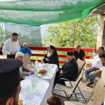 Επίσκεψη του Μητροπολίτη Ιερώνυμου στο Λειβάρτζι ΦΩΤΟ