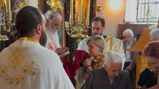 Ο Μητροπολίτης Ιερώνυμος στον Άγιο Ιωάννη Λειβαρτζίου ΦΩΤΟ 12 Ο Μητρόπολιτης Ιερώνυμος στο Άγιο Ιωάννη Λειβαρτζίου