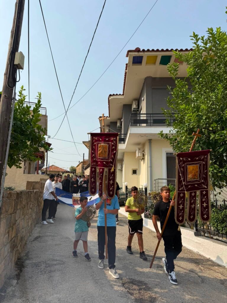 Λαμπρός εορτασμός του Αγίου Ιωάννη στον Ριόλο ΦΩΤΟ 13 Λαμπρός εορτασμός του Αγίου Ιωάννη στον Ριόλο ΦΩΤΟ