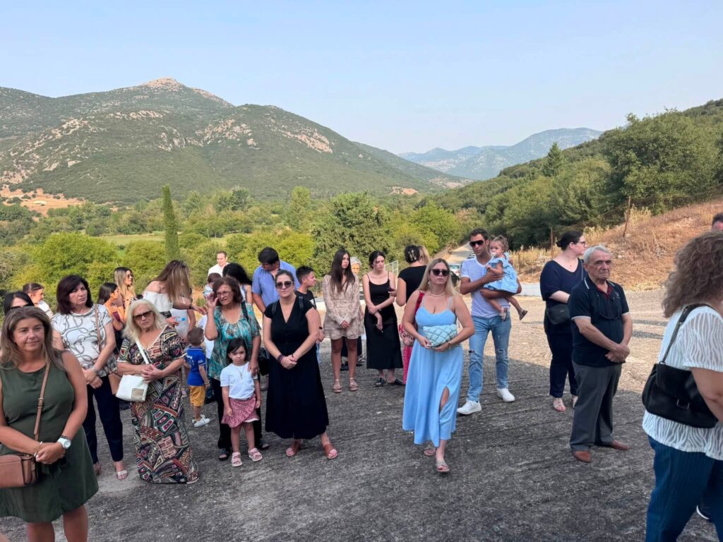 Εορτασμός του Αϊ Γιάννη του Νηστευτή στα Κρινόφυτα Καλαβρύτων ΦΩΤΟ
