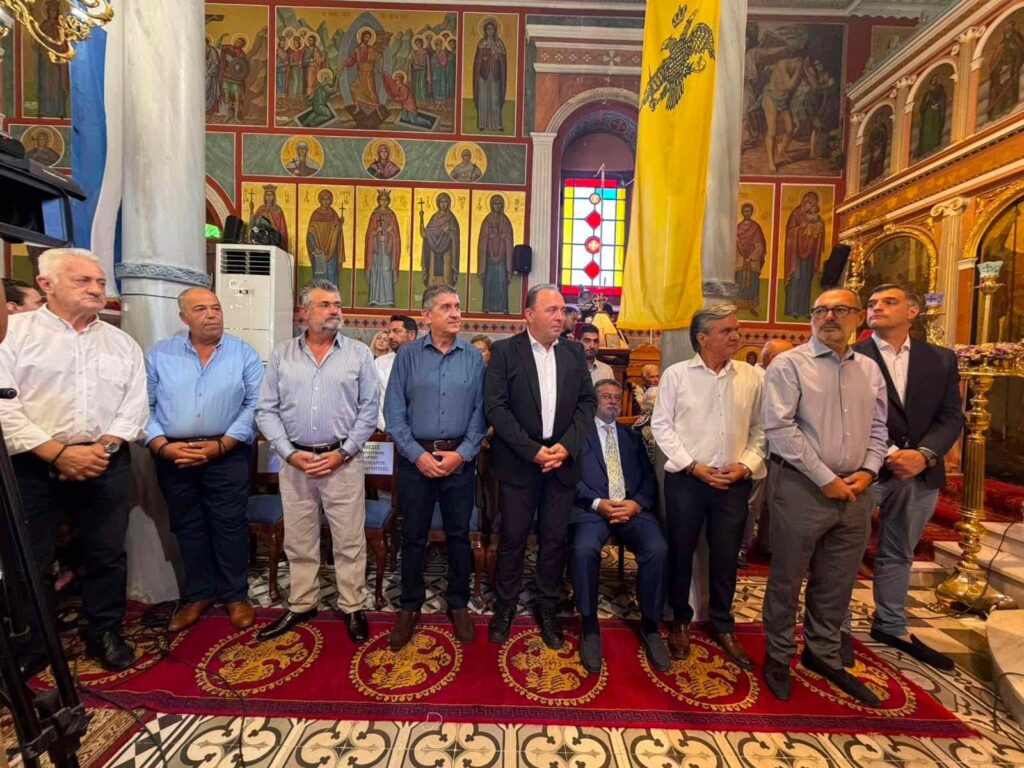 Λαμπρός εορτασμός του Αγίου Ιωάννη στον Ριόλο ΦΩΤΟ
