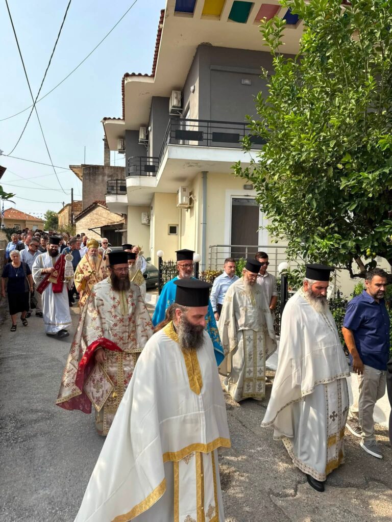 Λαμπρός εορτασμός του Αγίου Ιωάννη στον Ριόλο ΦΩΤΟ