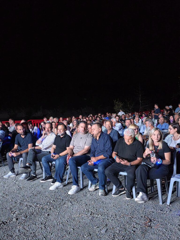 Κορύφωση του 1ου Kremasta Lake Festival στη Γέφυρα Τέμπλας παρουσία Φαρμάκη ΦΩΤΟ