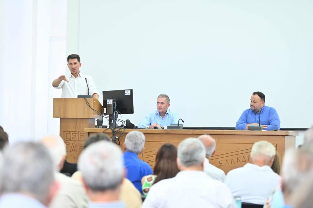 Πάτρα: Το ΠΑΣΟΚ με Χρηστίδη για το ασφαλιστικό σύστημα σε εκδήλωση της Νομαρχιακής ΦΩΤΟ