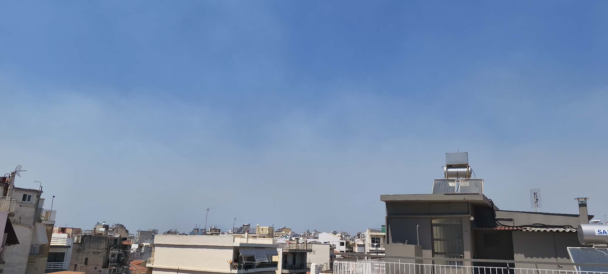 Πάτρα: Αποπνικτική η ατμόσφαιρα από καπνούς της φωτιάς στην Αιγιάλεια ΦΩΤΟ-ΒΙΝΤΕΟ 9 Πάτρα: Αποπνικτική η ατμόσφαιρα από καπνούς της φωτιάς στην Αιγιάλεια ΦΩΤΟ-ΒΙΝΤΕΟ
