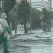 Τόκιο: 9 νεκροί από τις πρωτοφανείς βροχές – Πλημμύρισαν 1.000 σπίτια 1 Τόκιο: 9 νεκροί από τις πρωτοφανείς βροχές – Πλημμύρισαν 1.000 σπίτια