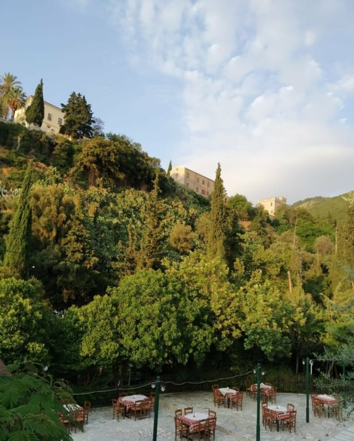 Αχαΐα: Αλλαξε ο χάρτης της καλοκαιρινής εξόδου - Παραλία η Βουνό; - Το «τραπέζι» του Patrapress