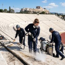 Καλλιμάρμαρο: Ο πρώτος μεγάλος καθαρισμός μετά από έναν αιώνα 3 Καλλιμάρμαρο: Ο πρώτος μεγάλος καθαρισμός μετά από έναν αιώνα