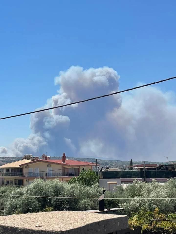 Αχαΐα: Νεκρός σε φωτιά στα Μοιραίικα - Αγωνιώδεις προσπάθειες πυροσβεστών σε σπίτι ΦΩΤΟ 5 Αχαΐα: Νεκρός σε φωτιά στα Μοιραίικα - Αγωνιώδεις προσπάθειες πυροσβεστών σε σπίτι ΦΩΤΟ