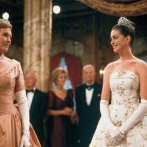 Anne Hathaway: Τι είπε για το «Princess Diaries 3» και τη Julie Andrews