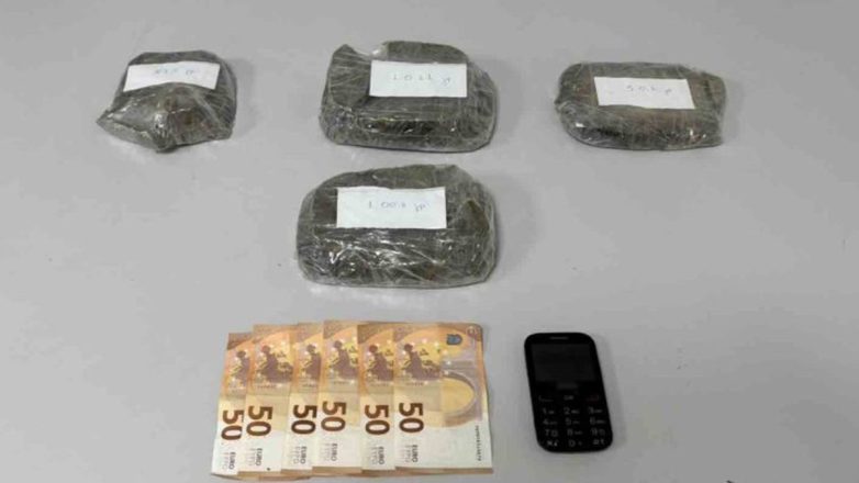 Στιγμιότυπο οθόνης με τίτλο «Κατασχέτηση πάνω από 3 κιλά ηρωίνη» –…