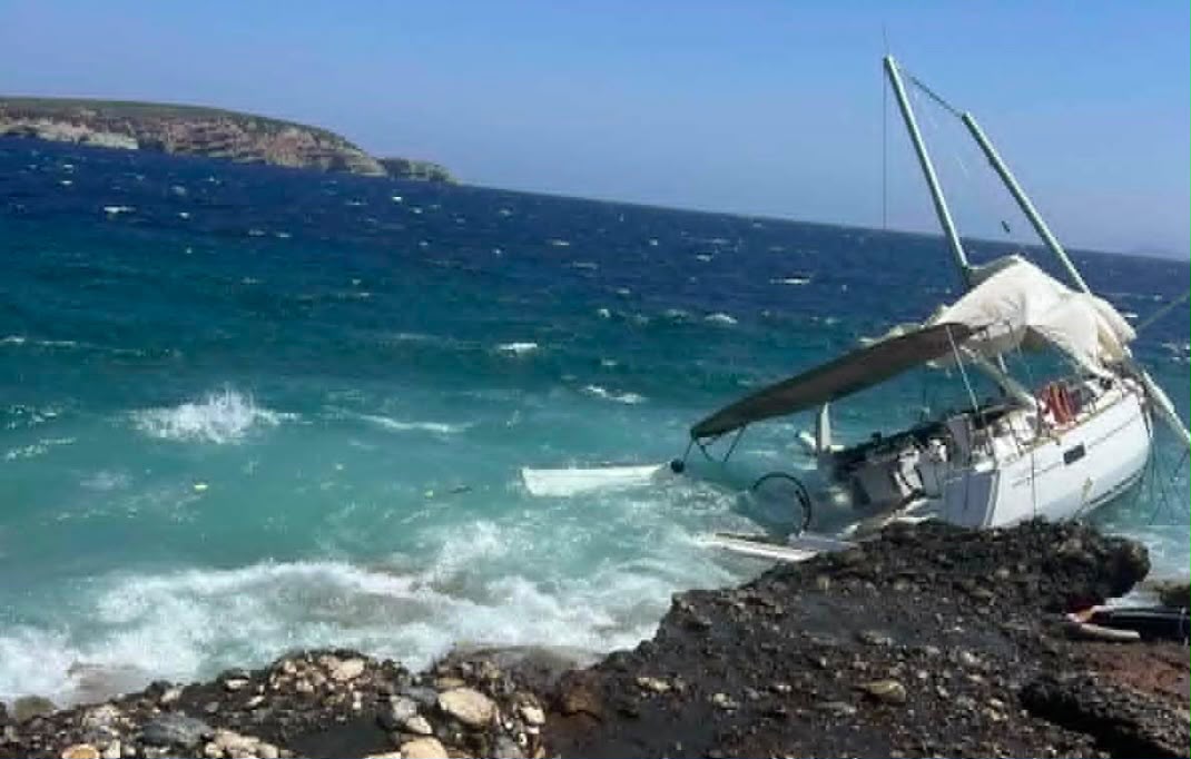 Προσάραξη θαλαμηγού στα Κύθηρα: Συγχαρητήρια στις δυνάμεις διάσωσης από την ΠΕΠIΕΘ ΦΩΤΟ-ΒΙΝΤΕΟ