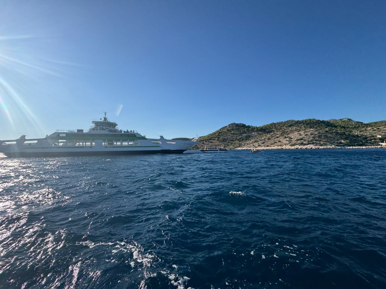 Γιώργος Βάλλης για τη φωτιά στη Σαλαμίνα: «Προέχει η προστασία της ανθρώπινης ζωής» ΦΩΤΟ