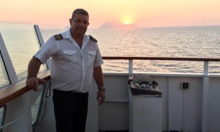 Ραφήνα: Νεκρός στην καμπίνα του ύπαρχος πλοίου