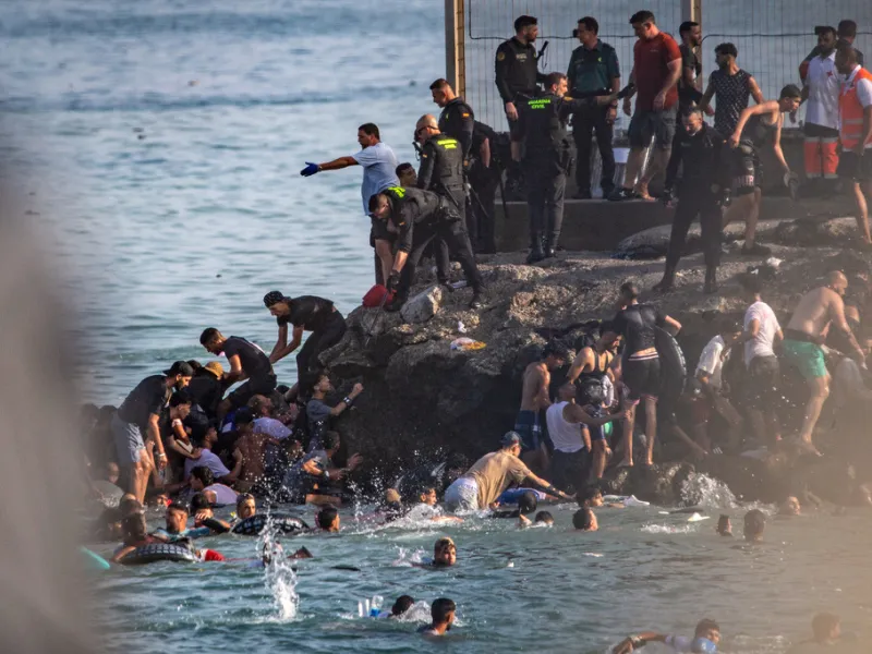 Θέουτα: Έκτακτη τηλεδιάσκεψη των υπουργών Εσωτερικών της ΕΕ για τα επεισόδια