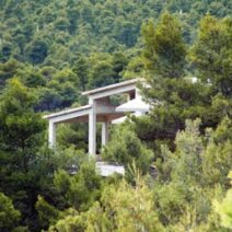 Απόφαση-«φρένο» του ΣτΕ στη νομιμοποίηση αυθαιρέτων