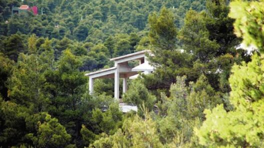 Απόφαση-«φρένο» του ΣτΕ στη νομιμοποίηση αυθαιρέτων 12 Απόφαση-«φρένο» του ΣτΕ στη νομιμοποίηση αυθαιρέτων