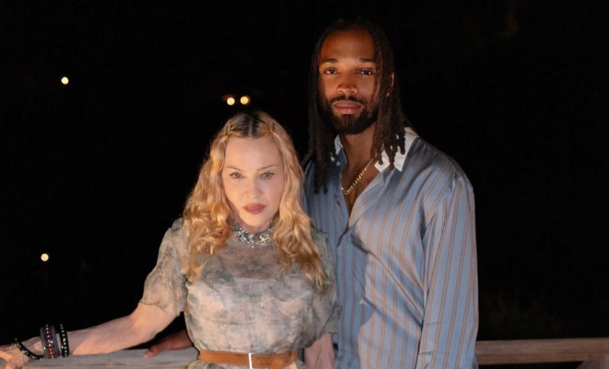 Madonna και Akeem Morris: Το καλοκαιρινό recap από την Ελλάδα και οι δύο ελληνικές λέξεις που έγιναν αφιέρωση ΦΩΤΟ
