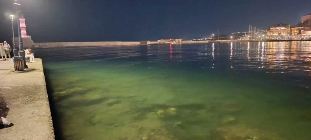 Πλημμυρισμένο δρόμοι στο Χανιά μετά τις έντονες βροχές