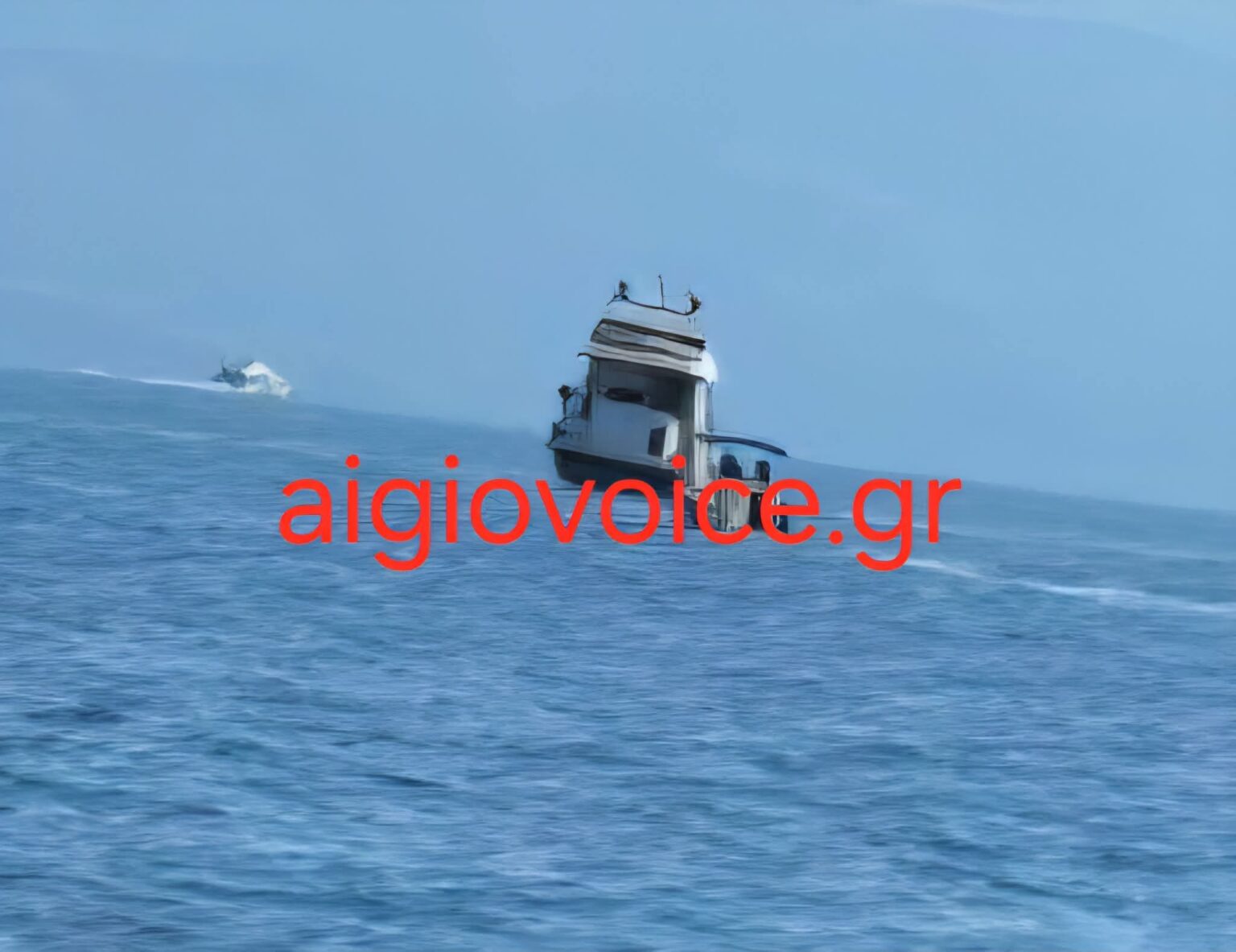 Δρέπανο: Επιχείρηση αποκόλλησης θαλαμηγού 20 μέτρων που προσάραξε ΦΩΤΟ 6 Δρέπανο: Επιχείρηση αποκόλλησης θαλαμηγού 20 μέτρων που προσάραξε ΦΩΤΟ