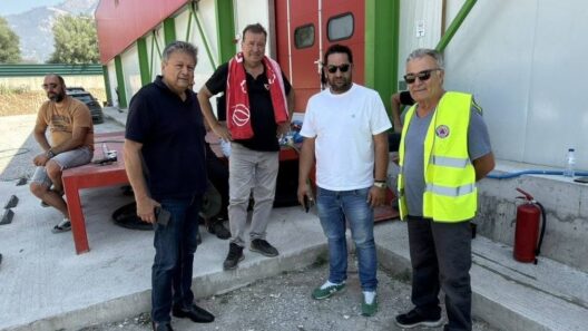 Αιγιάλεια: Κλιμάκιο του Επιμελητηρίου στη μεγάλη πυρκαγιά για τις οικονομικές επιπτώσεις ΦΩΤΟ 12 Πυρκαγιά στη Μεγάλη Βρύση Αιγιαλείας
