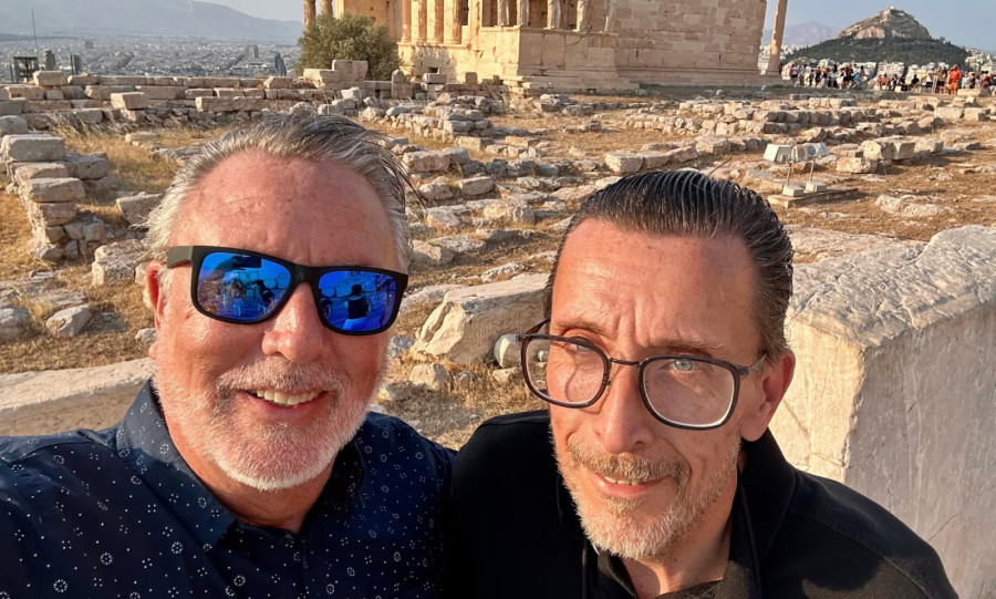 Αχαΐα: Από την Αμερική στην Ακράτα - Η ιστορία ομόφυλου ζευγαριού που έκανε το CNN να μιλά για την περιοχή ΦΩΤΟ 5 Αχαΐα: Από την Αμερική στην Ακράτα - Η ιστορία ομόφυλου ζευγαριού που έκανε το CNN να μιλά για την περιοχή ΦΩΤΟ