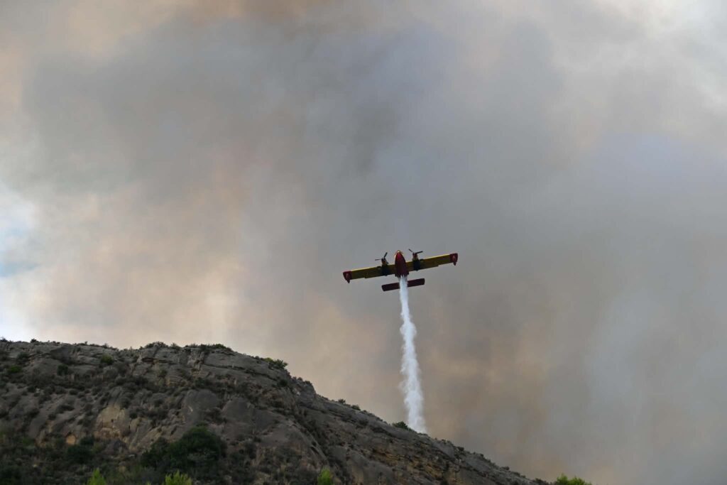 Ηλεία: Μεγάλη φωτιά σε δασική έκταση ΝΕΟΤΕΡΑ ΦΩΤΟ - ΒΙΝΤΕΟ