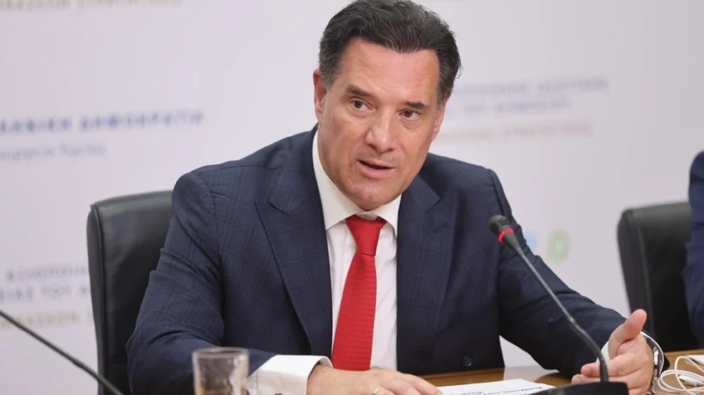 Η απάντηση Γεωργιάδη σε δημοσκόπηση για τη φτώχεια στην Ελλάδα