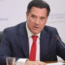 Η απάντηση Γεωργιάδη σε δημοσκόπηση για τη φτώχεια στην Ελλάδα 2 Η απάντηση Γεωργιάδη σε δημοσκόπηση για τη φτώχεια στην Ελλάδα