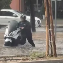 Γιάννενα: Χαλάζι και πλημμύρες μέσα σε λίγα λεπτά με δρόμους «ποτάμια» ΒΙΝΤΕΟ