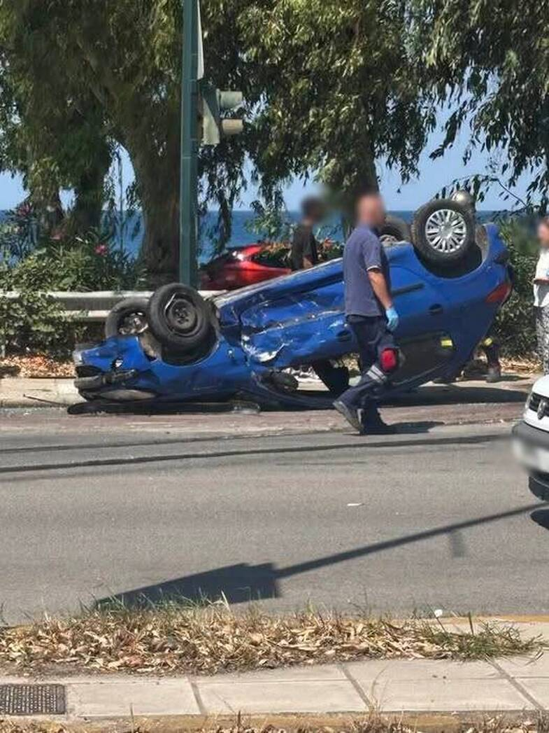 Πάτρα: Τούμπαρε Ι.Χ. στην Όθωνος Αμαλίας – Ένας τραυματίας