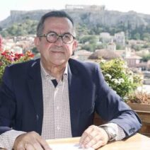 «Από τον Όμηρο στον Νόλαν: τι έχει ακόμη να δώσει η ελληνική παράδοση στον σύγχρονο άνθρωπο» 1 «Από τον Όμηρο στον Νόλαν: τι έχει ακόμη να δώσει η ελληνική παράδοση στον σύγχρονο άνθρωπο»