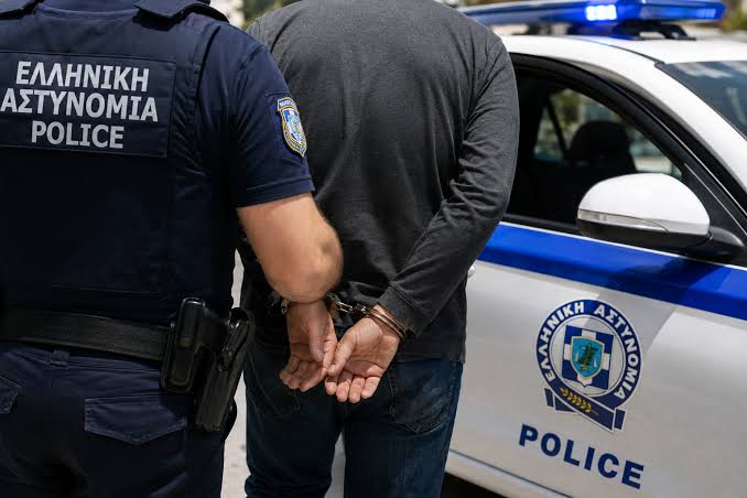 Λευκάδα: Ενδοοικογενειακή βία και απειλή