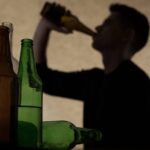 Η κατανάλωση αλκοόλ από ανήλικους – Χιλιάδες στα επείγοντα νοσοκομεία