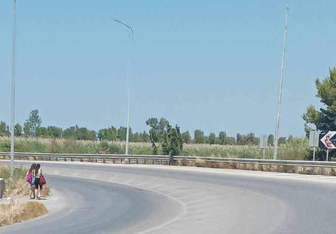 Πάτρα: Προσφυγή κατοίκων στον Εισαγγελέα μετά το θανατηφόρο τροχαίο στην οδό Κανελλοπούλου ΦΩΤΟ 6 Πάτρα: Προσφυγή κατοίκων στον Εισαγγελέα μετά το θανατηφόρο τροχαίο στην οδό Κανελλοπούλου ΦΩΤΟ