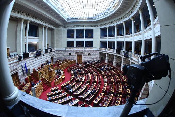 Αχαΐα: Προτεραιότητες, ΔΕΘ, Πολιτικές ζυμώσεις σε ένα «θερμό» Φθινόπωρο - Εκπρόσωποι των κομμάτων στο Patrapress