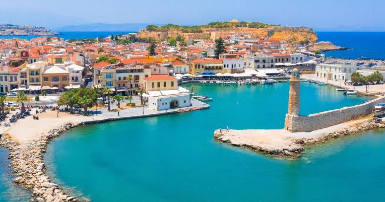 Ρέθυμνο: Ένα ταξίδι στην πιο ατμοσφαιρική πόλη της Κρήτης ΒΙΝΤΕΟ ΑΦΙΕΡΩΜΑ